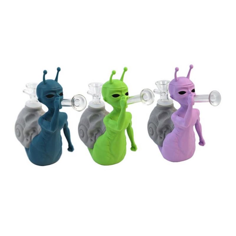 SWP39 Snail Alien Silicone Waterpipe